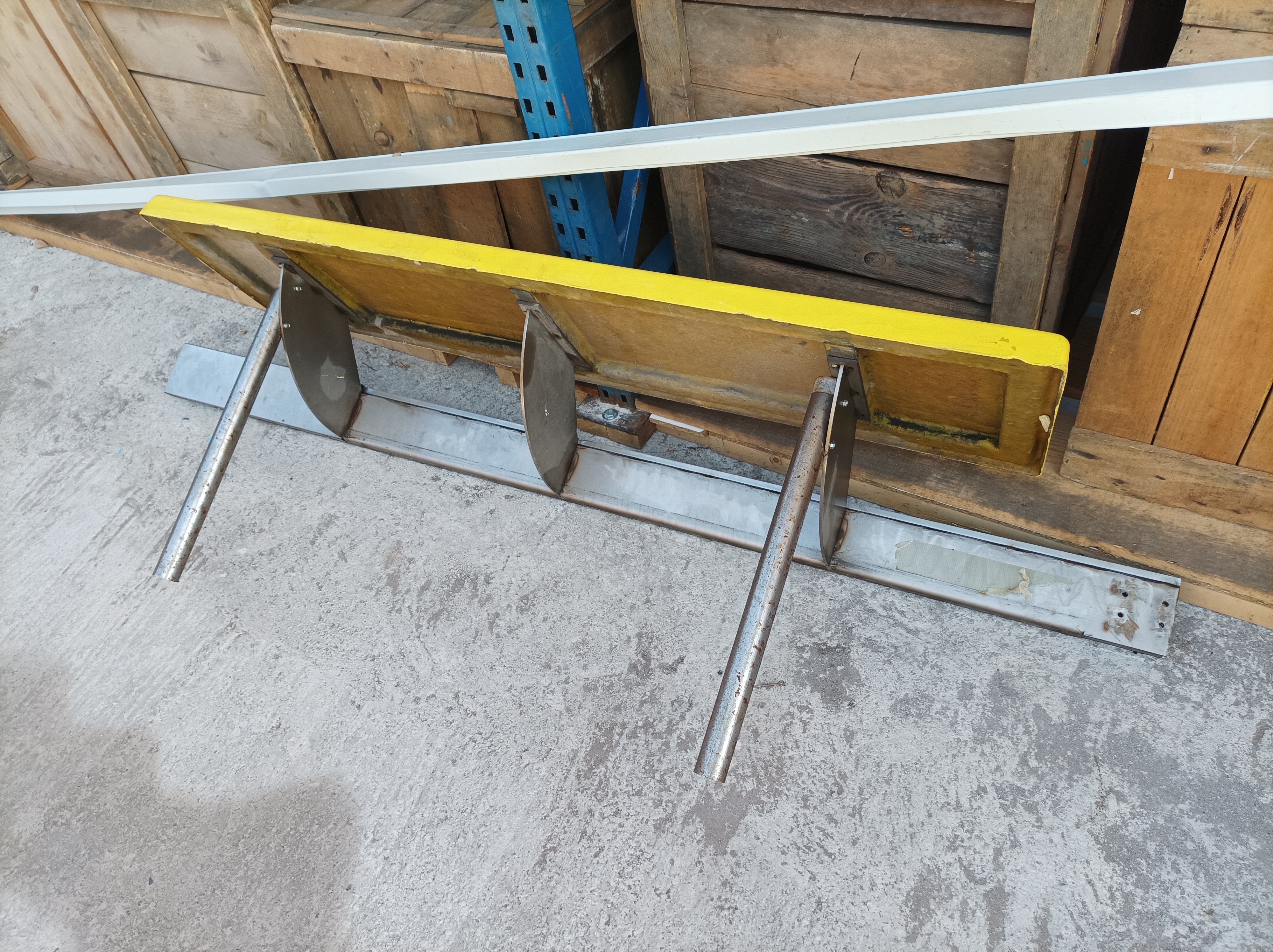 parada bus 188.5x136.7 304x409x145-164.5 (380eu.) 2u a despiece